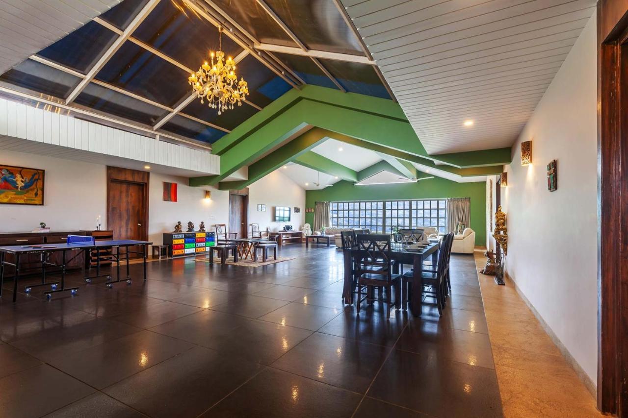 Stayvista'S Shivom Villa 12 - A Serene Escape With Views Of The Valley And Lake 罗纳瓦拉 外观 照片